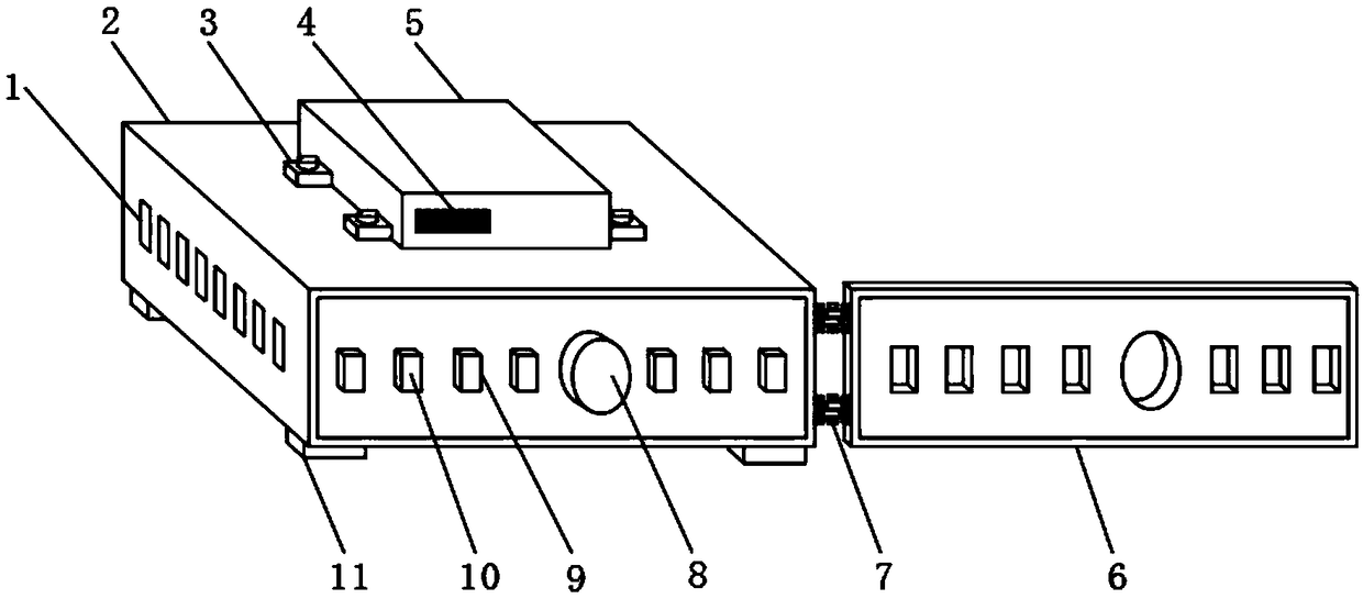 A dust-proof and heat-dissipating projector