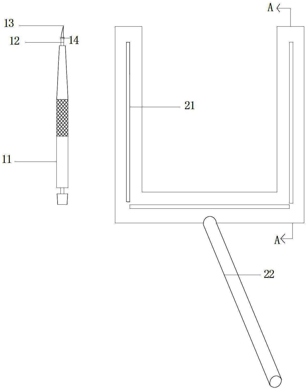 Operating knife for glaucoma operation and positioning scale thereof