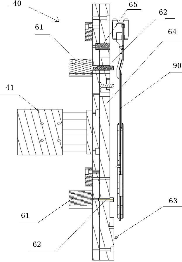 Mechanical arm for injection molding machine