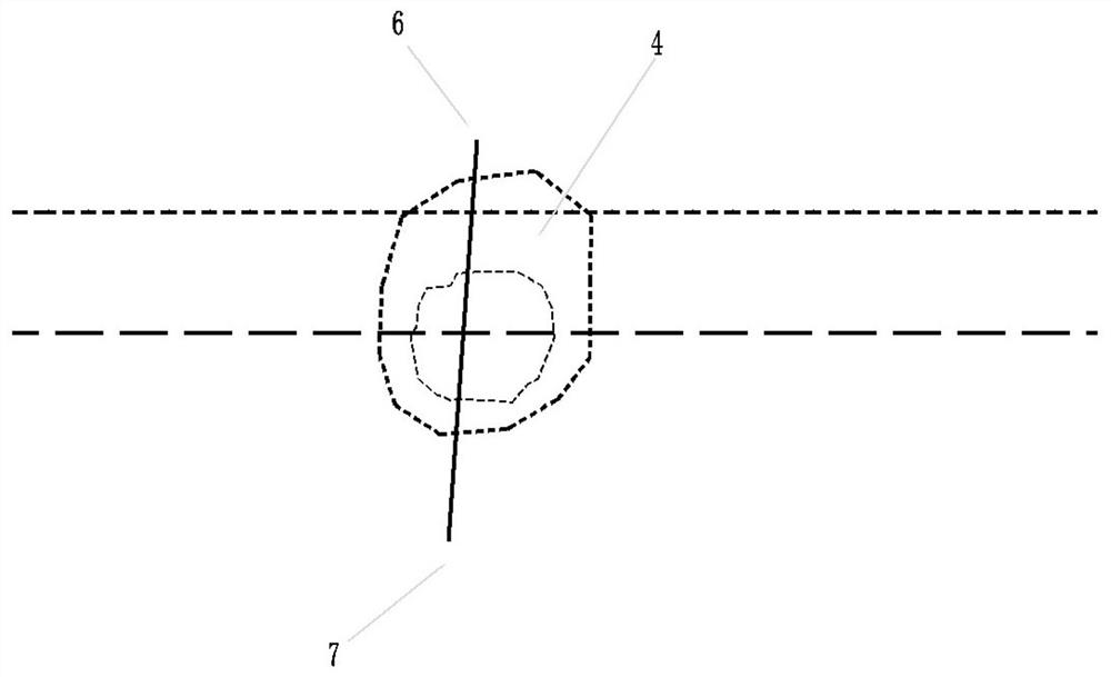 Tunnel gushing roof fall door closing treatment method