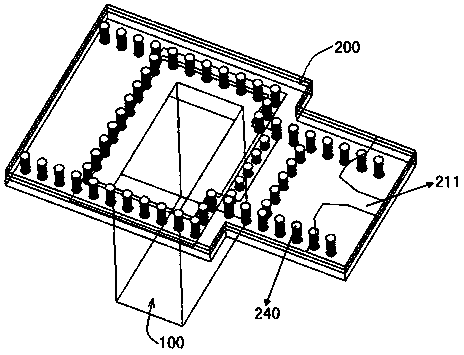 Micro-strip-to-waveguide vertical transition structure achieved through multi-layer step type substrate integration waveguide