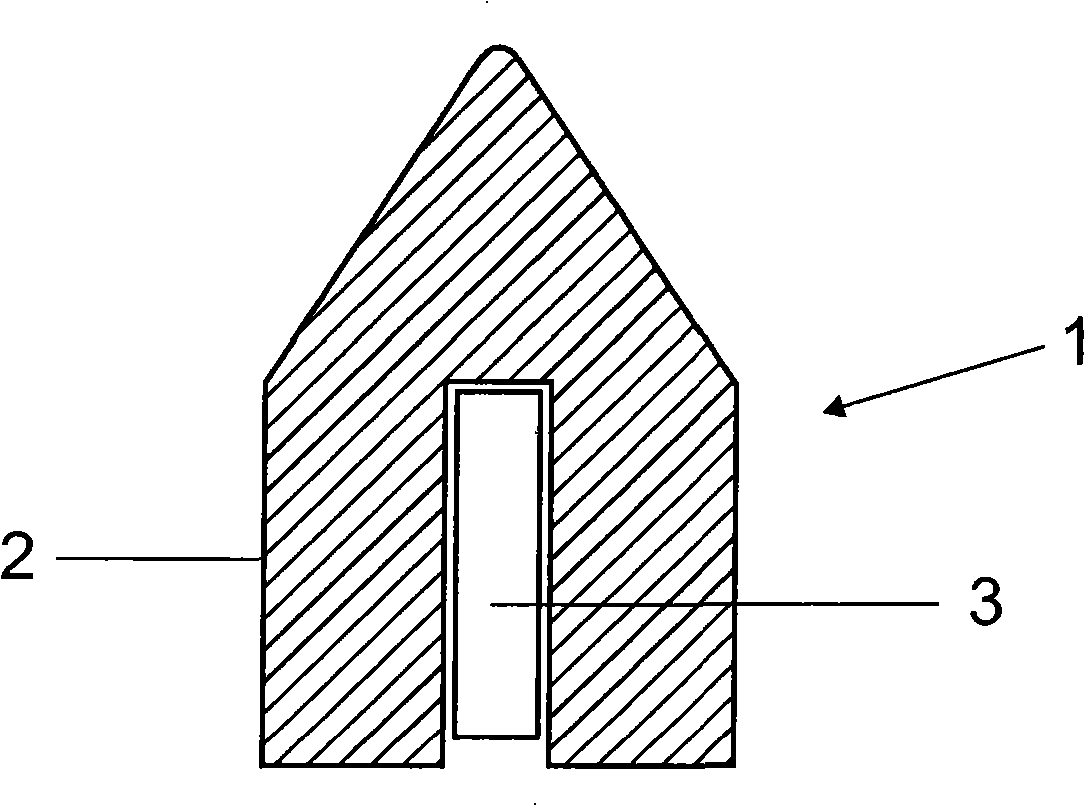 High pressure discharge lamp with discharge chamber