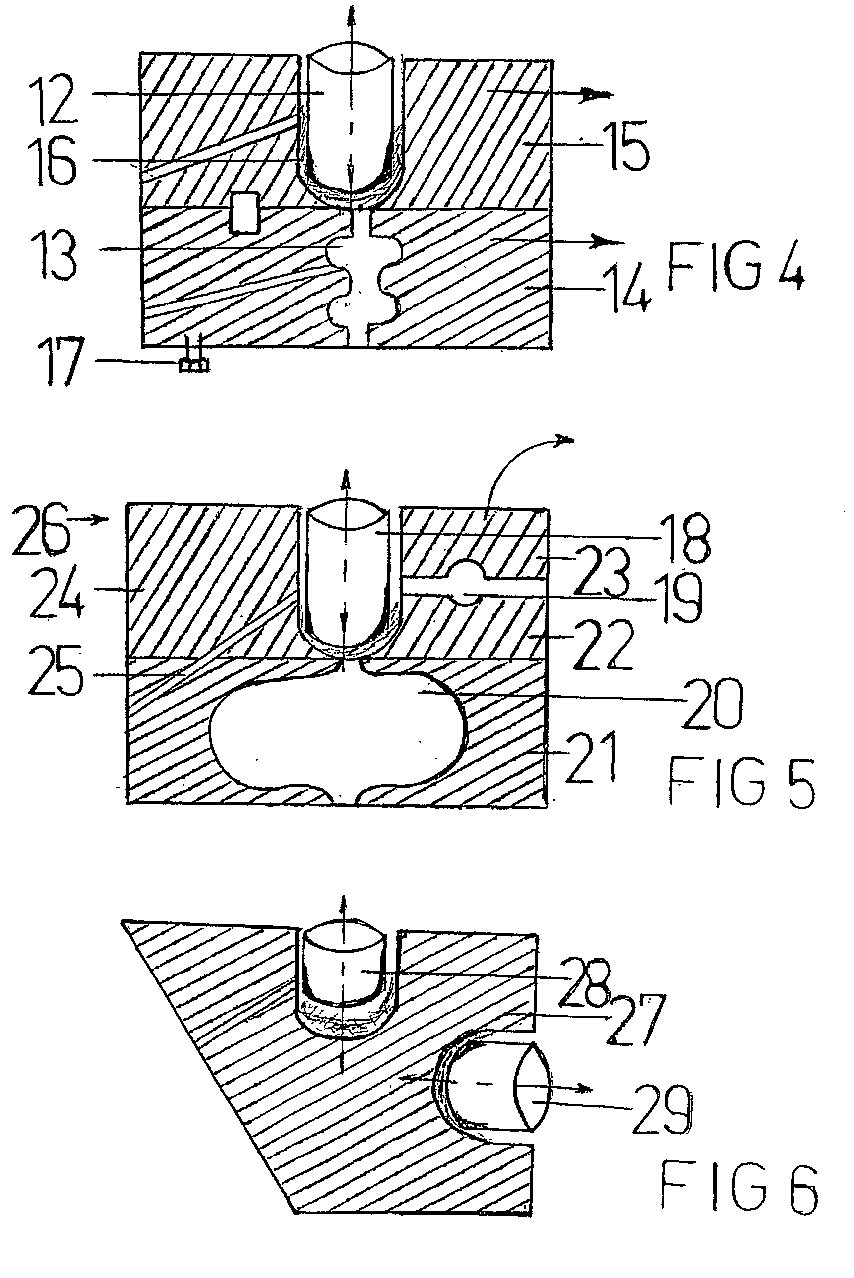 Dynamic mold and process