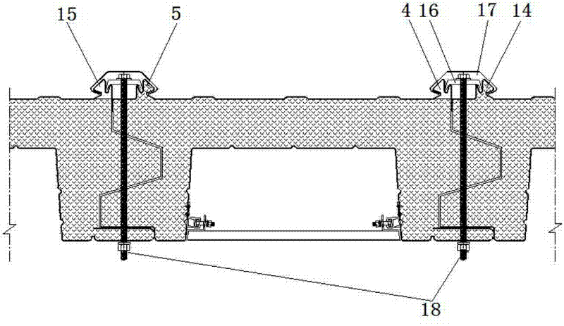 Method for paving integral energy-saving roof of railroad platform