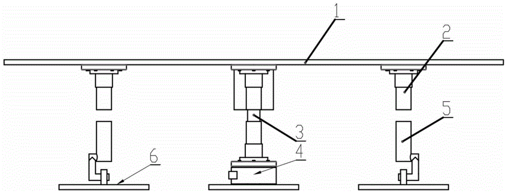 Multi-degree-of-freedom force measuring device for model oscillation test of offshore platform