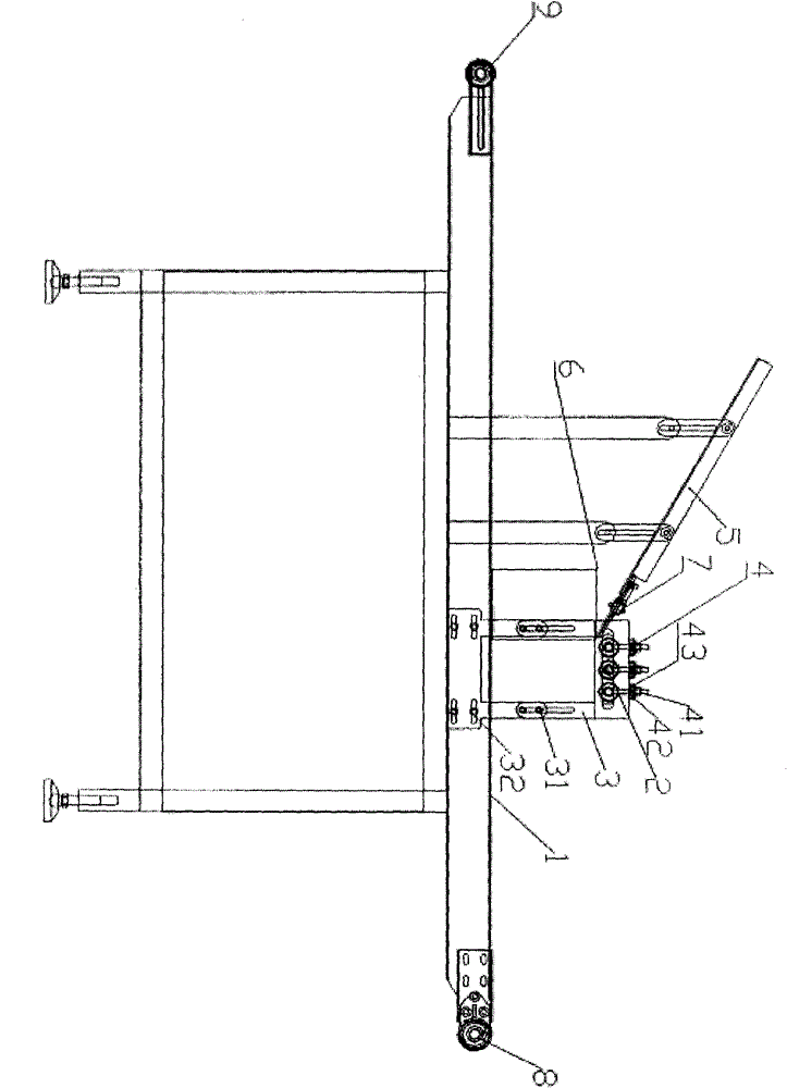 Automatic capping machine for plastic caps