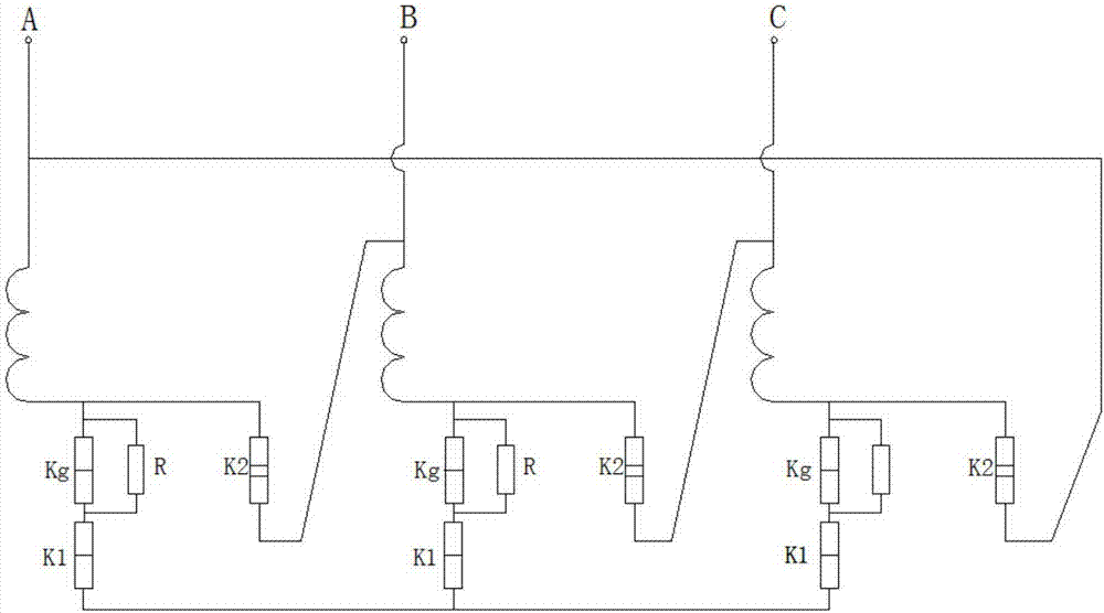 Lightning prevention on-load capacity regulation transformer and on-load capacity regulation switch