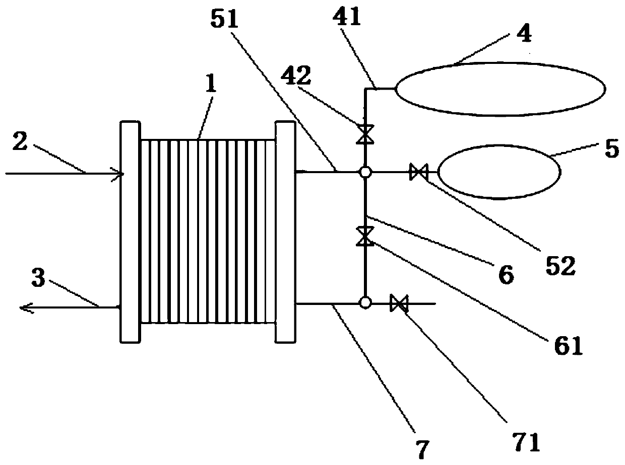 Anode intermittent exhaust method for anode closed proton exchange membrane fuel cell