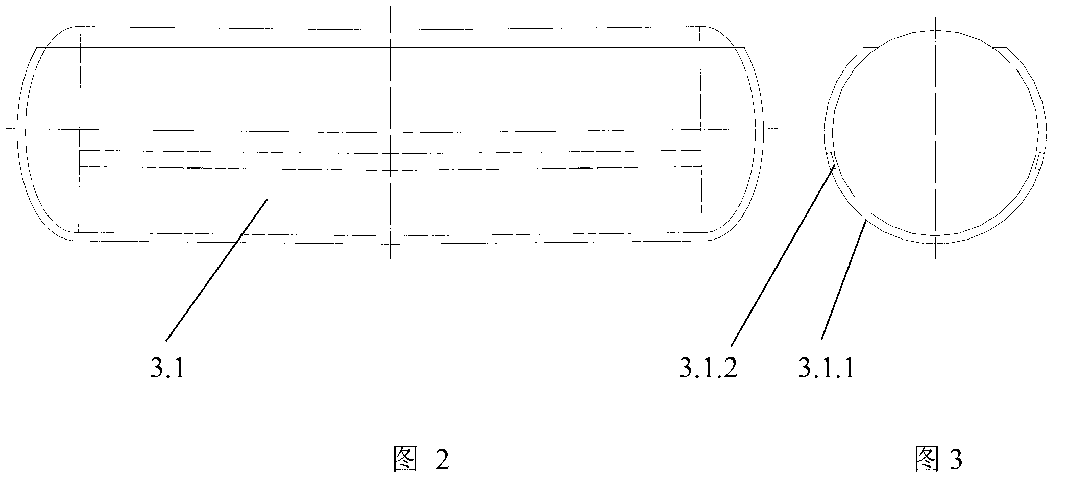 Railway heat-insulating tank truck with functions of temperature controlling and heating