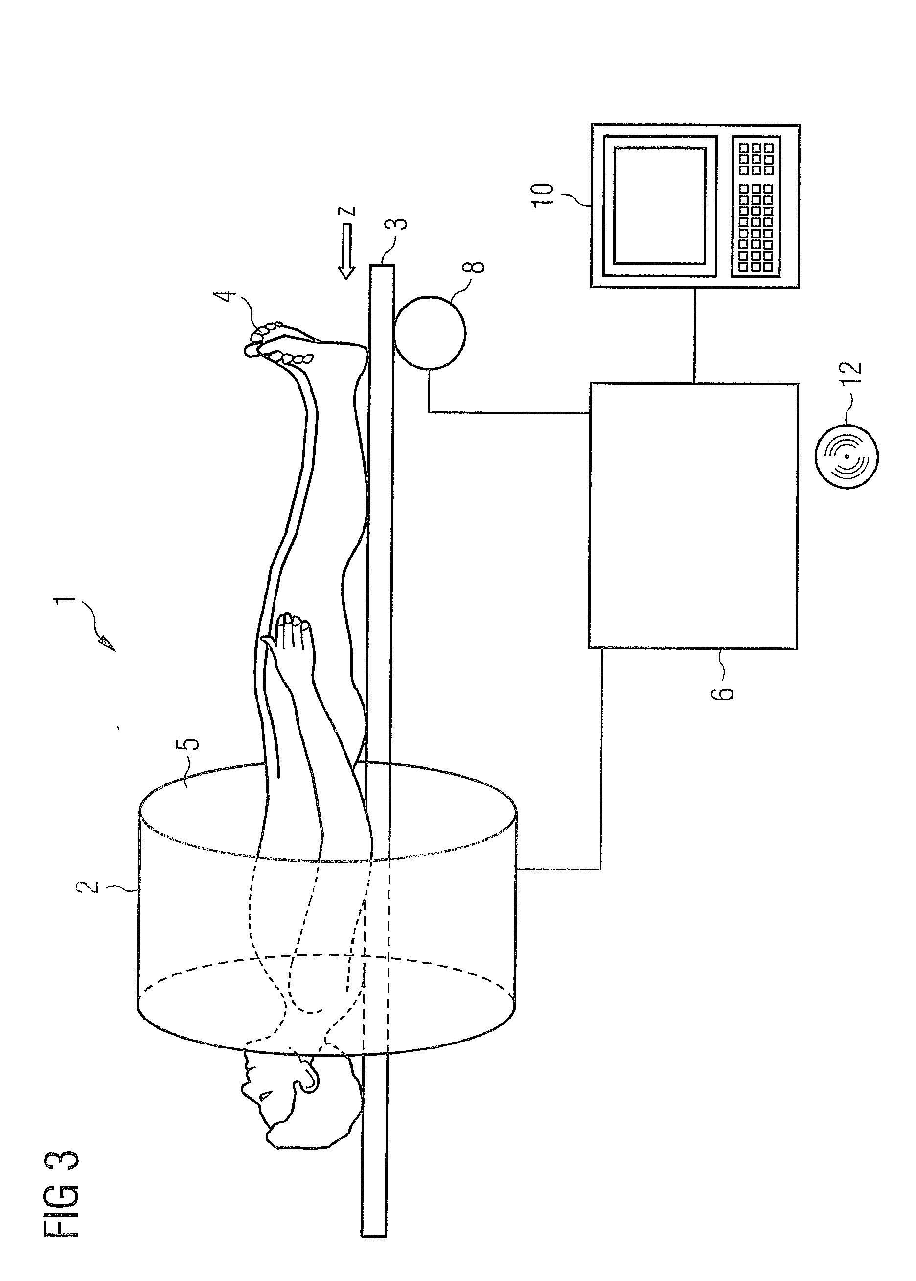 Implementation of a magnetic resonance examination at several bed positions in the scanner