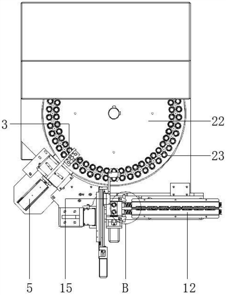 A spring grinding machine with automatic feeding