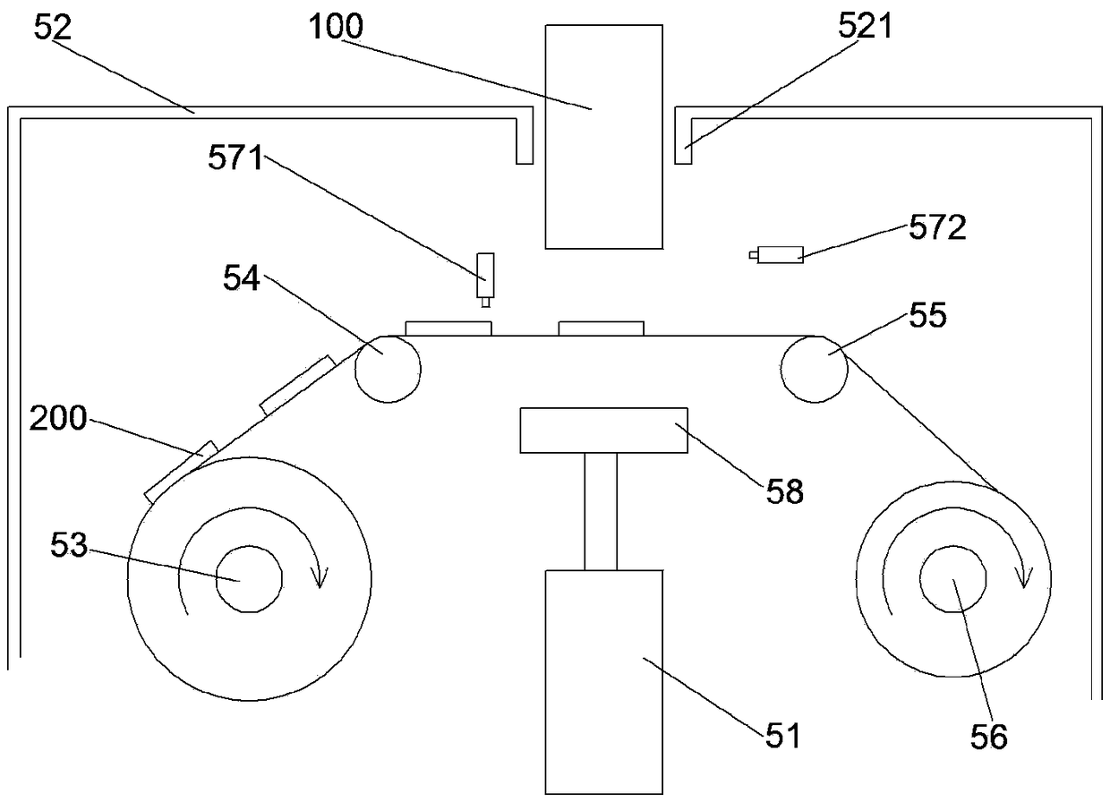 An automatic feeding and labeling device