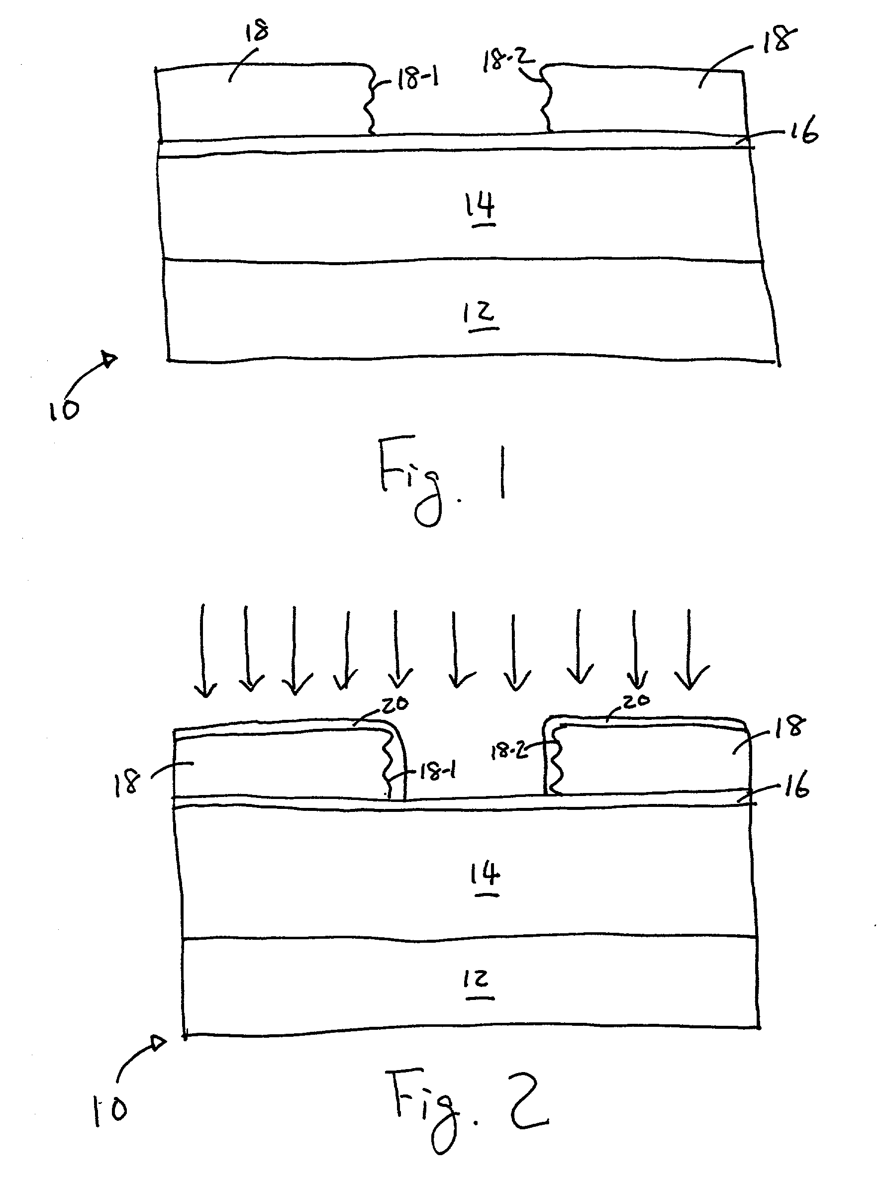 Method for eliminating standing waves in a photoresist profile