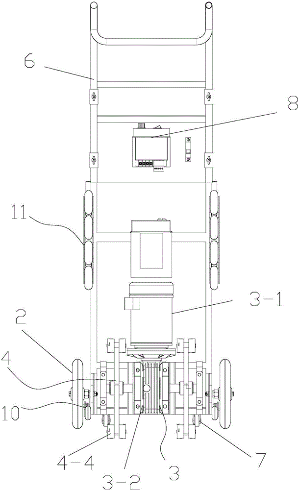 Load-carrying stair-climbing conveyor