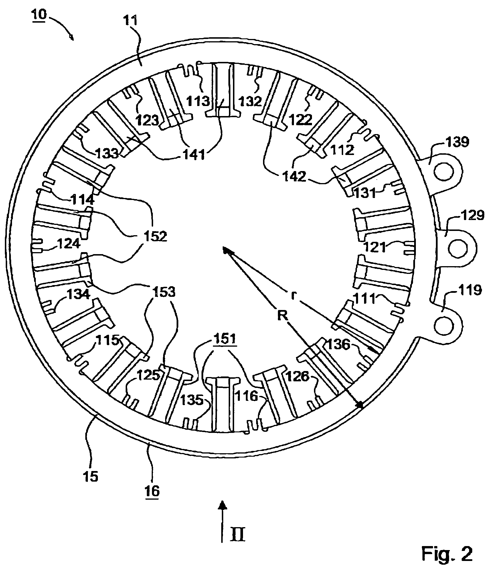 Electric motor with space-saving low-resistance neutral ring