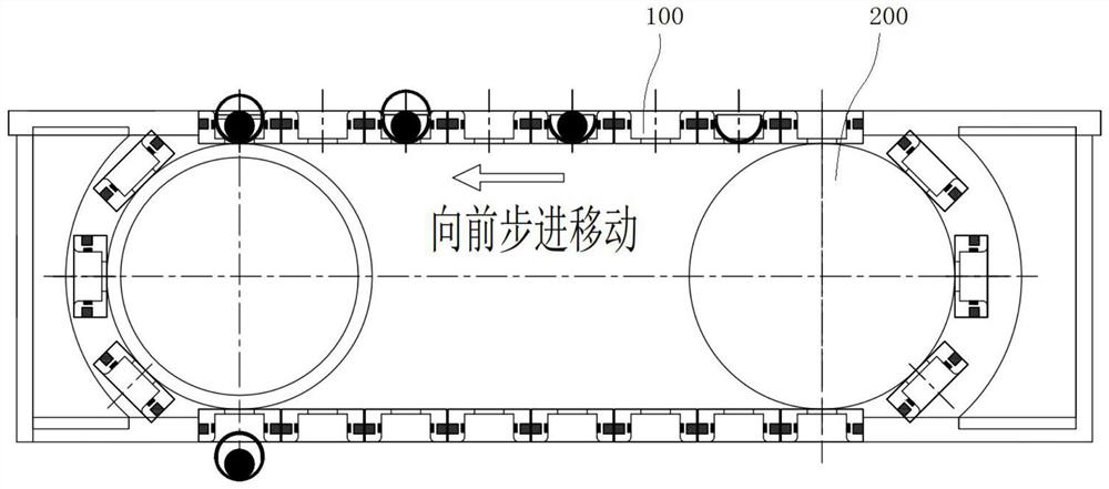 Plastic shell conveying batten and shell buckling machine