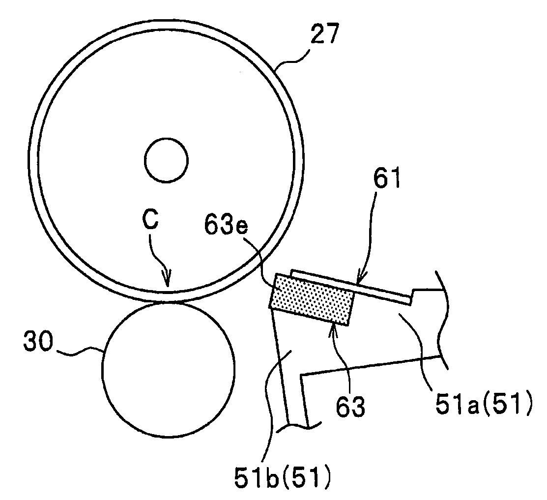 Image-forming device for absorbing vibration of guide plate