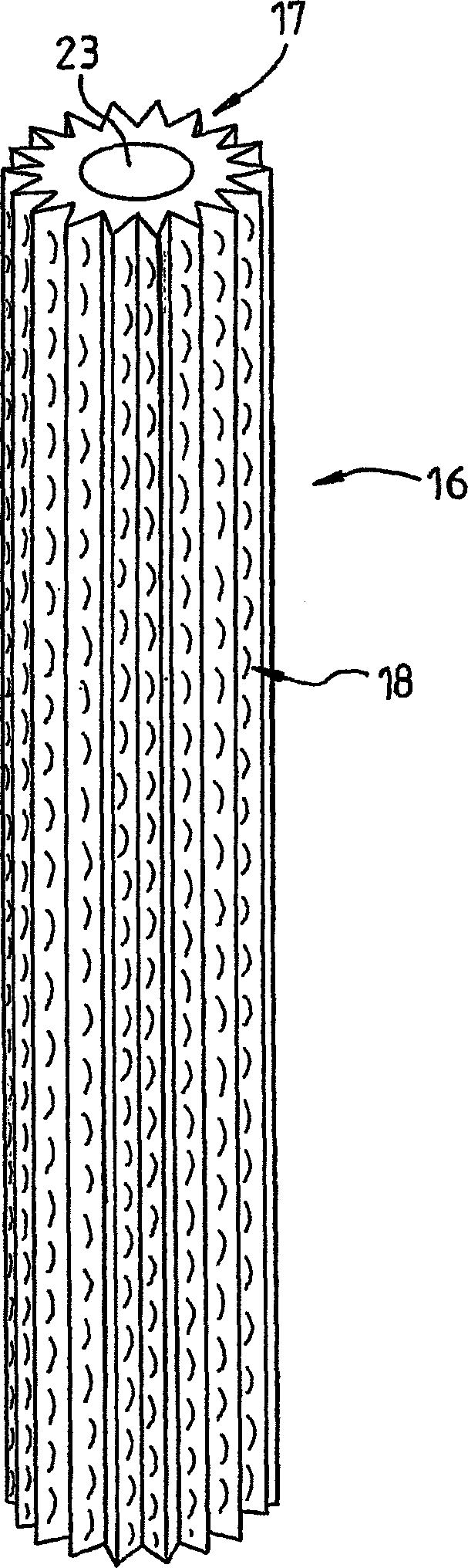 Device for the extraction of water from atmospheric air