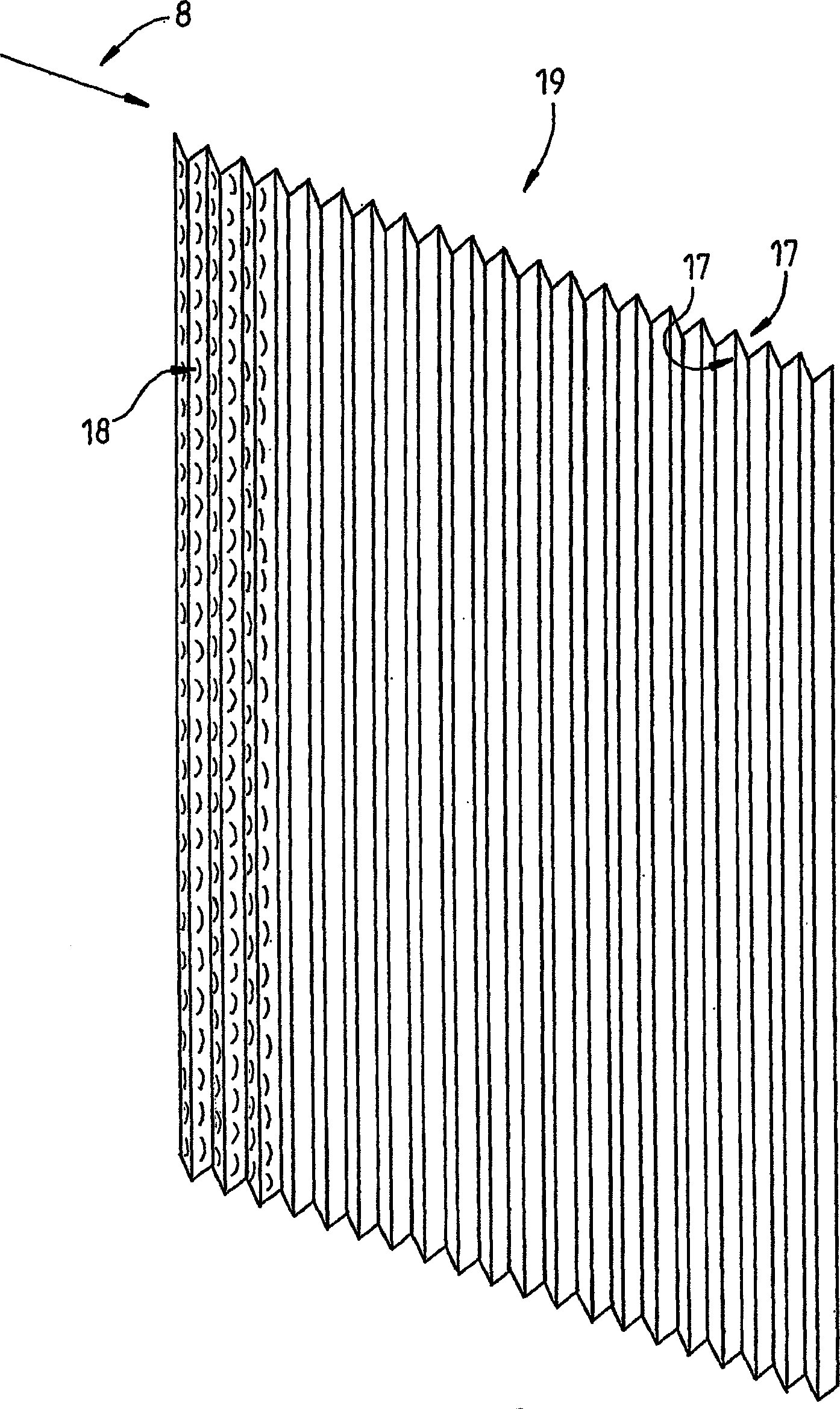 Device for the extraction of water from atmospheric air