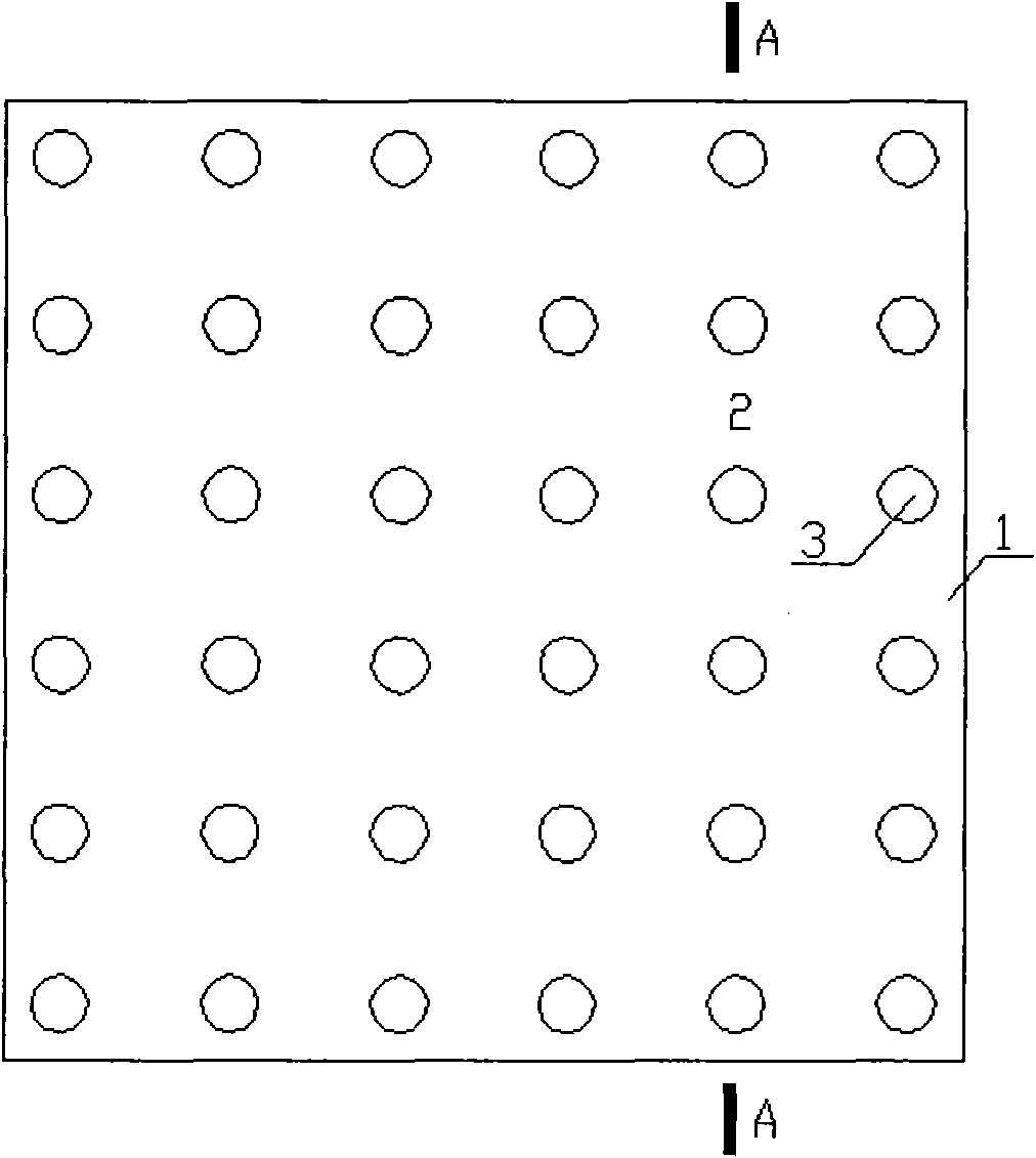 Porous glass plate and structures adopting porous glass plate