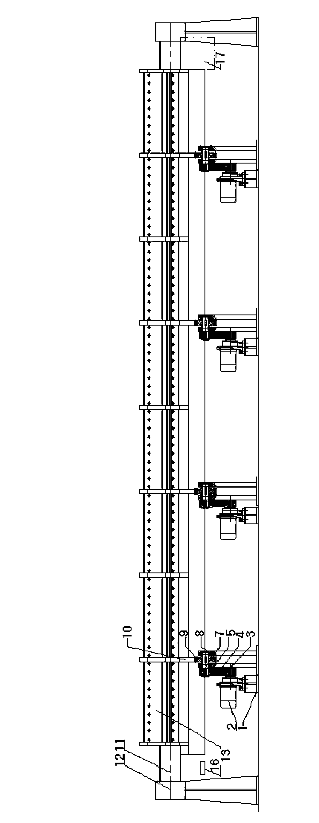 Downward-drive type device for removing dust on inner surface of steel pipe