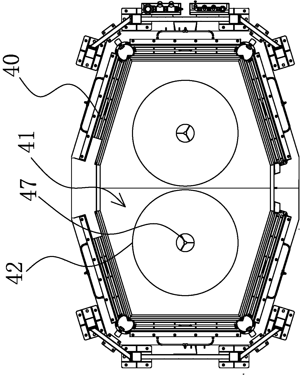 Nozzle structure for spraying device