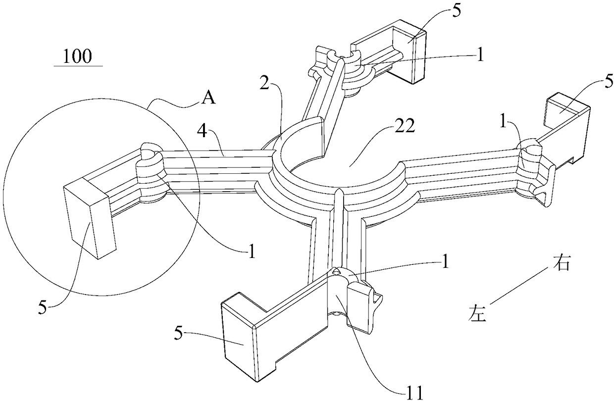 Reinforcement clamp, concrete tower drum and construction method of concrete structure