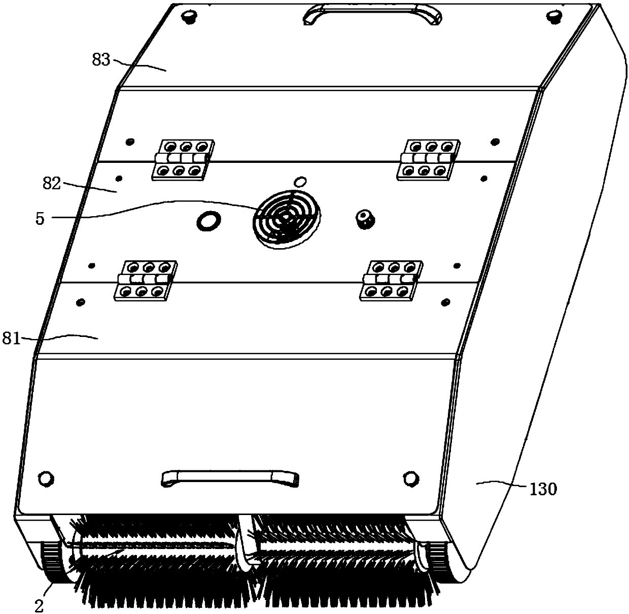 Submersible cleaning machine and cleaning method