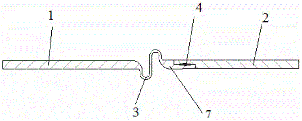 Battery connector and preparation method thereof, battery connecting assembly, battery bank, battery pack and electric vehicle