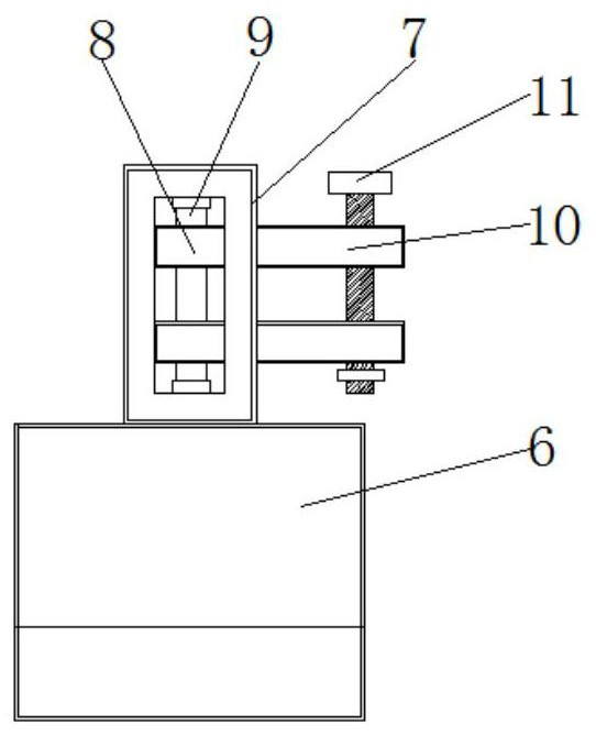 Cutting machine for production of fabricated villa materials