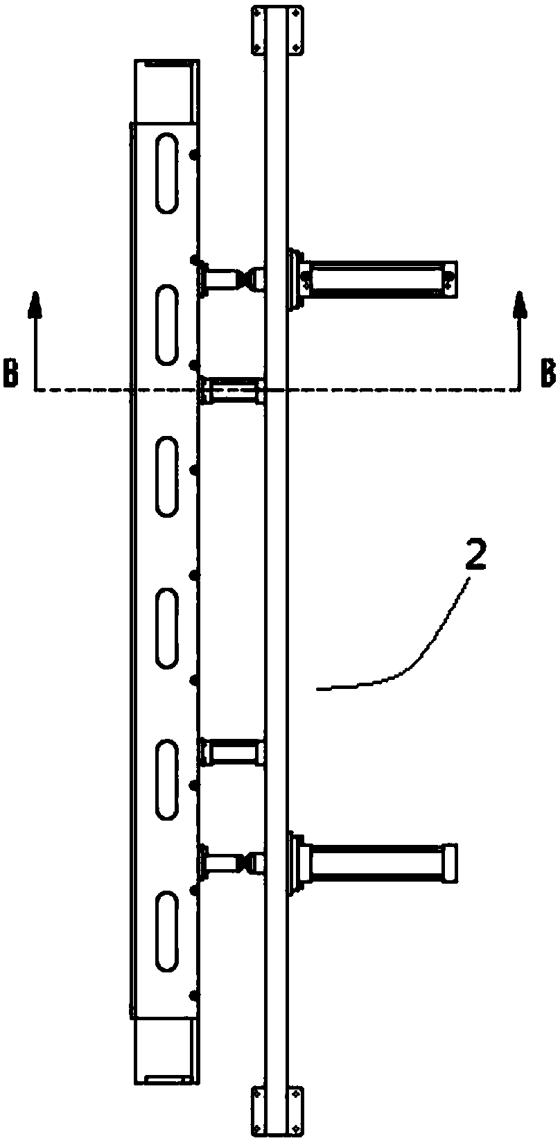 An automatic bag cutting mechanism for flexible intelligent bagging equipment