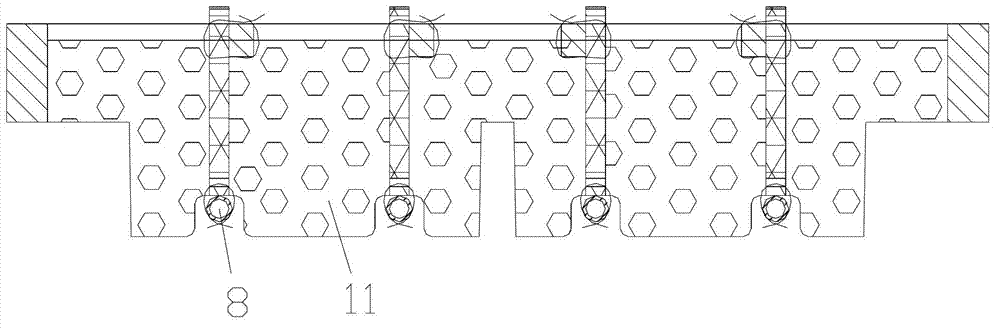 Technique for embedding stainless steel tube in large-size aluminum alloy casting blank