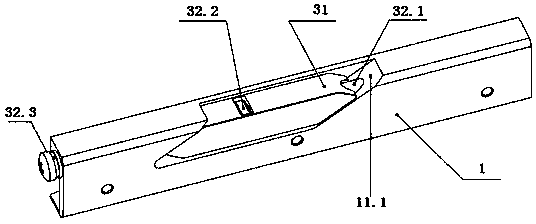 Vibration-attenuation installation structure and method of functional module in insertion box and insertion box