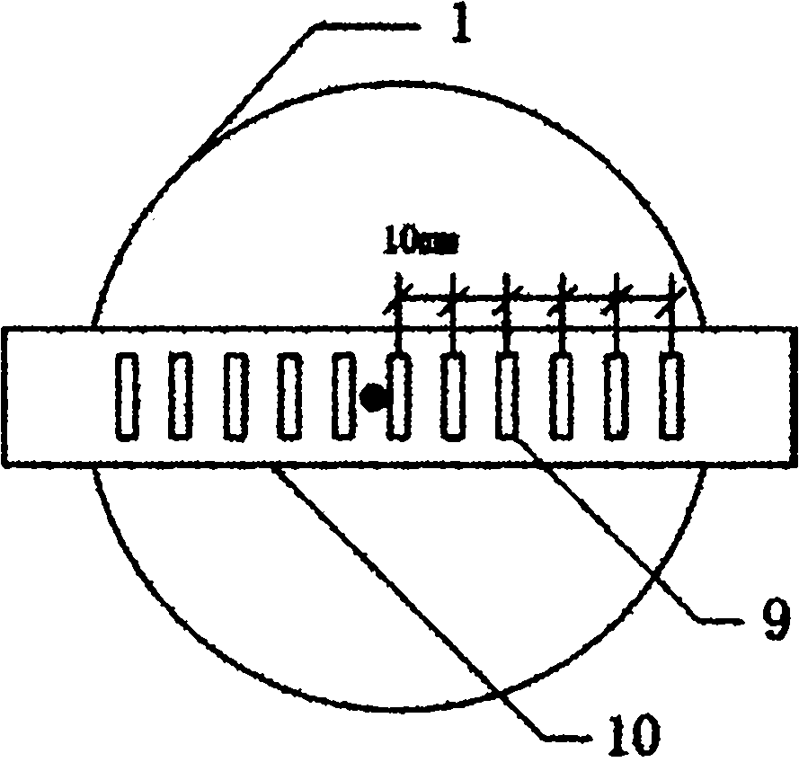 Efficient electrocoagulation reactor capable of adjusting electrode distance