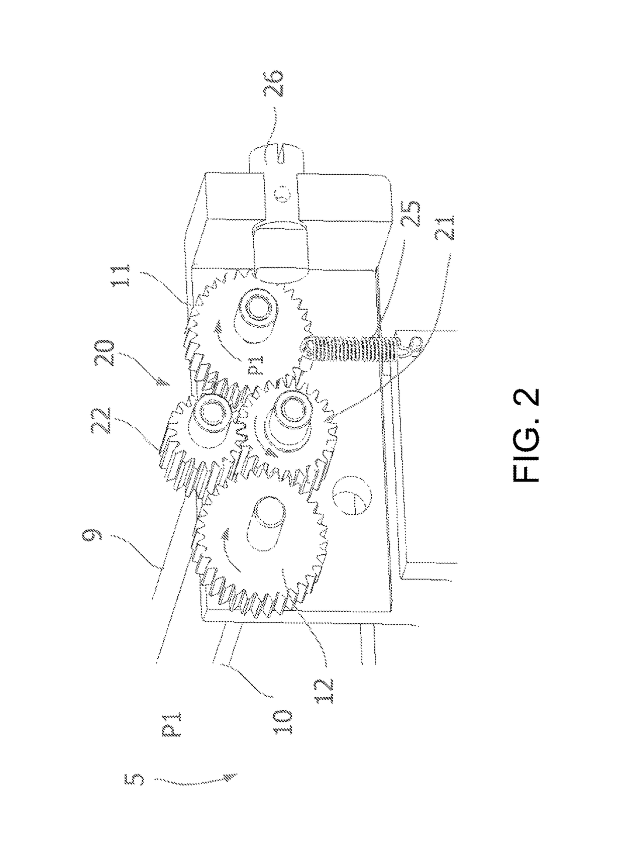 Microtome having means for reversing a direction of rotation