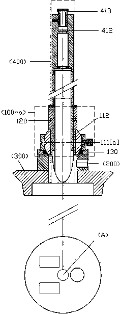 Installing device for aiming and positioning infrared thermometric optical probe on small furnace cover