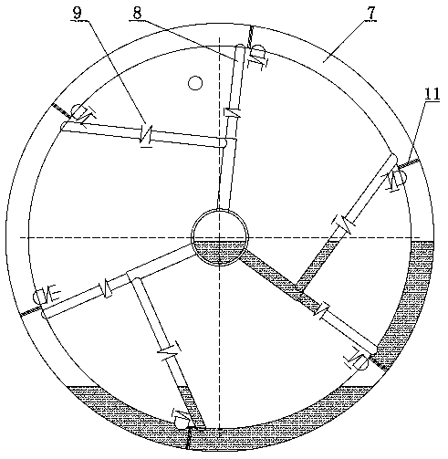 Film type drum dryer capable of efficiently discharging water