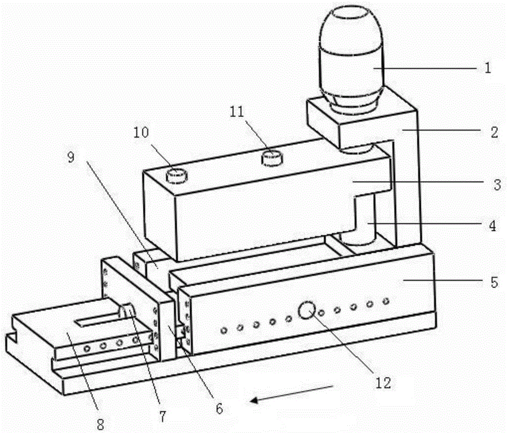 Testing device for achieving plane strain state in large-deformation range and data processing method