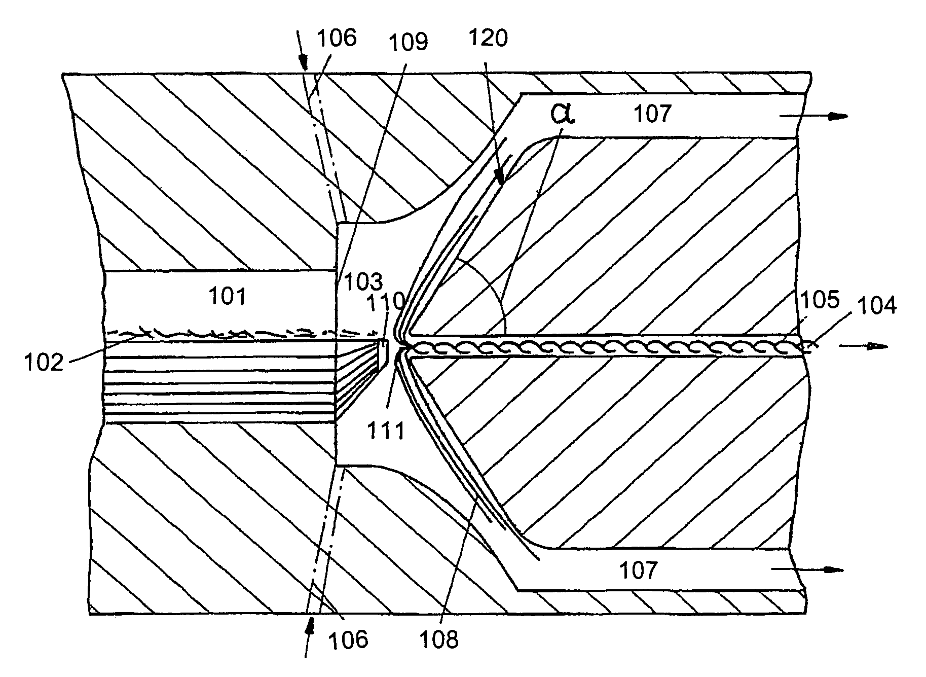 Device for producing a spun yarn