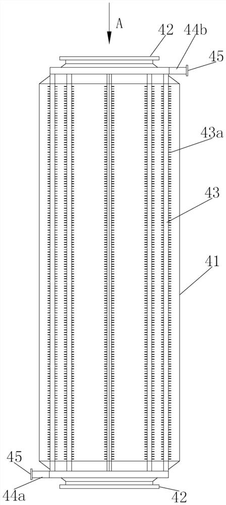 A device for reusing ship condensed water and waste heat and its application method