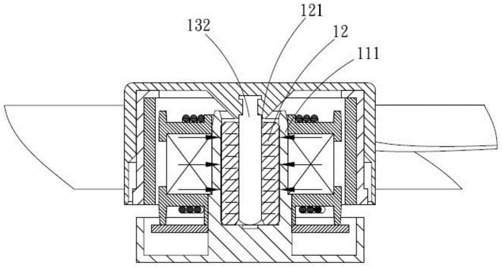 Fan device with oil bearing