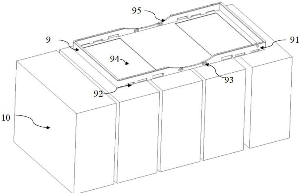 Connecting device and connecting structure for high-voltage battery modules in electric automobile