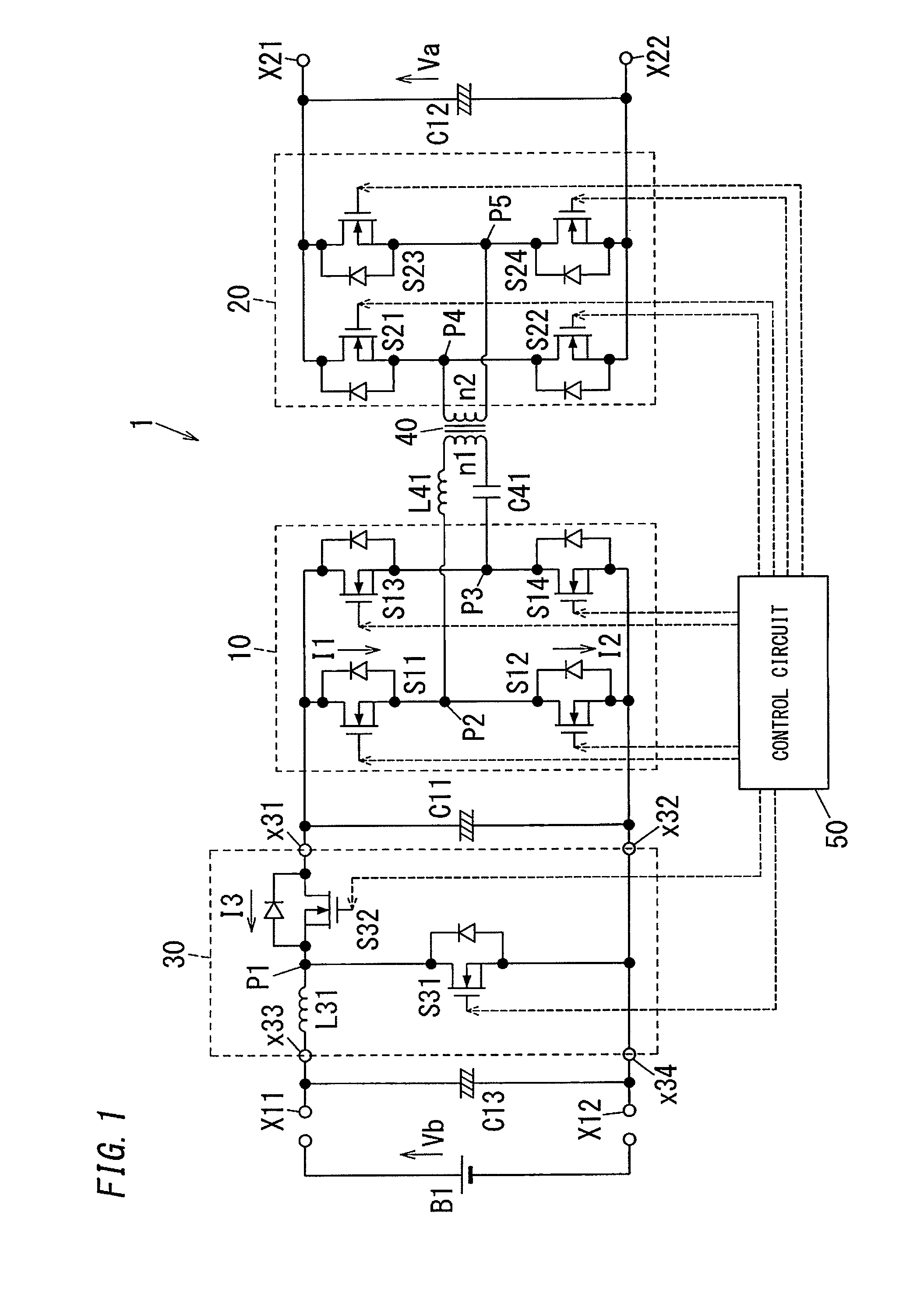 Power converter and power conditioner