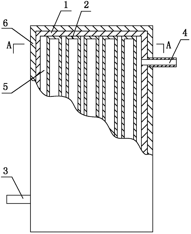 Fused salt phase change heat storage device applied to solar air conditioner