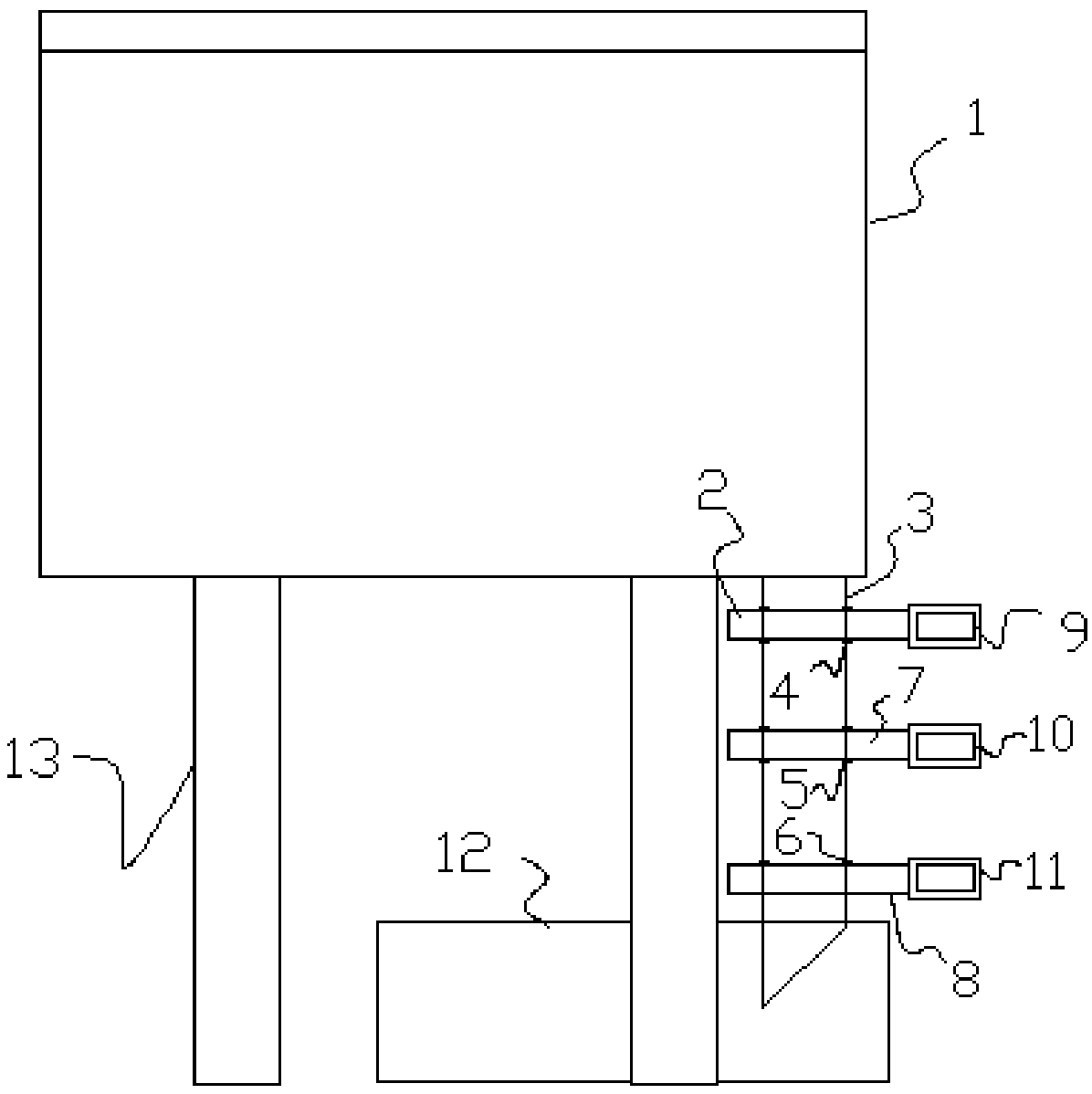 Filtering apparatus for scraps produced in cleaning of cylinder cover of engine