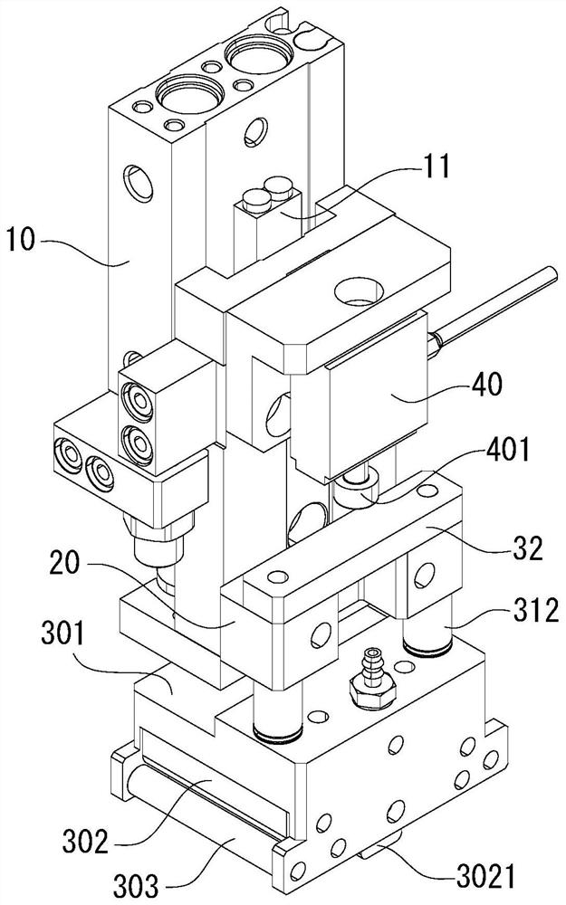 Floating type glue cleaning pressure head device and glue cleaning equipment with same