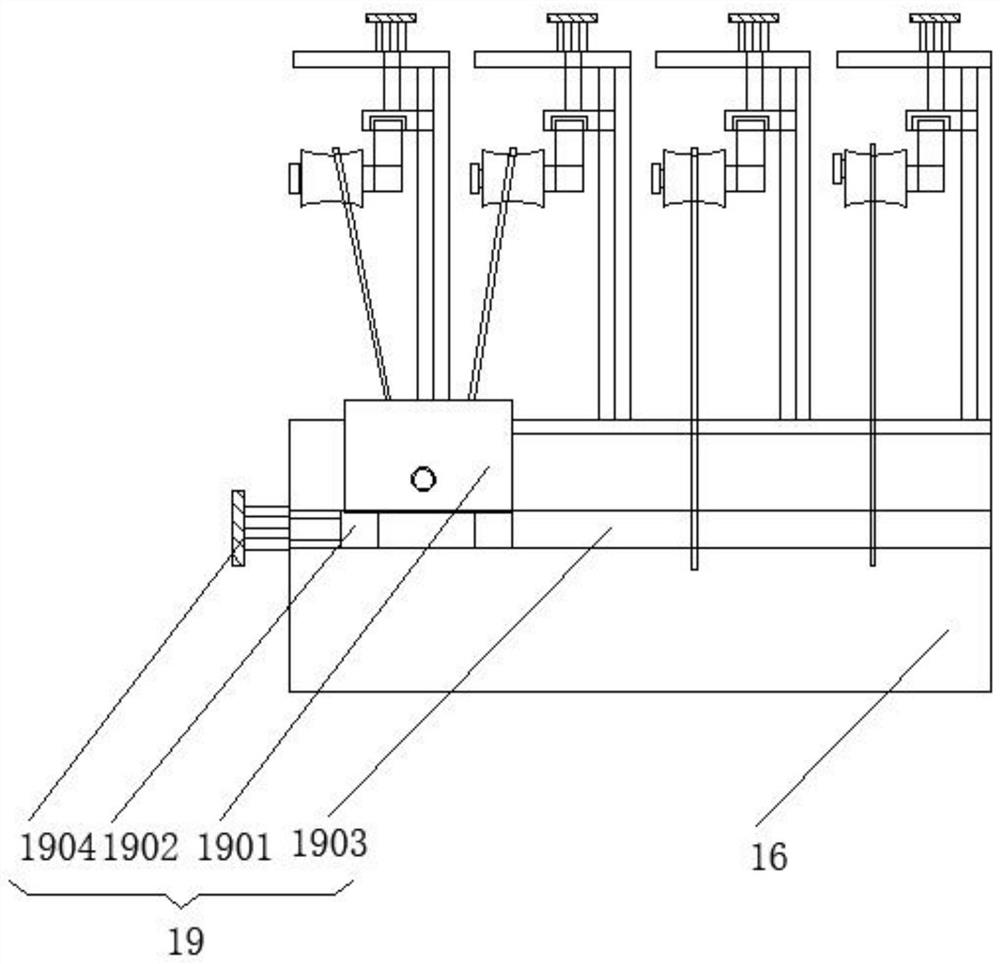 Yarn feeding mechanism for spinning