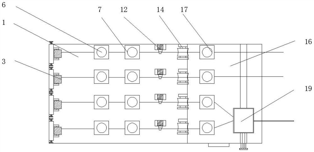 Yarn feeding mechanism for spinning