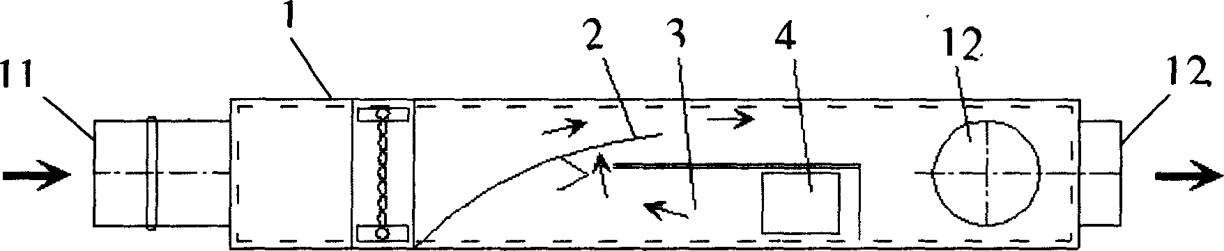 Induced blast-variable adjusting mechanism at end of air conditioner