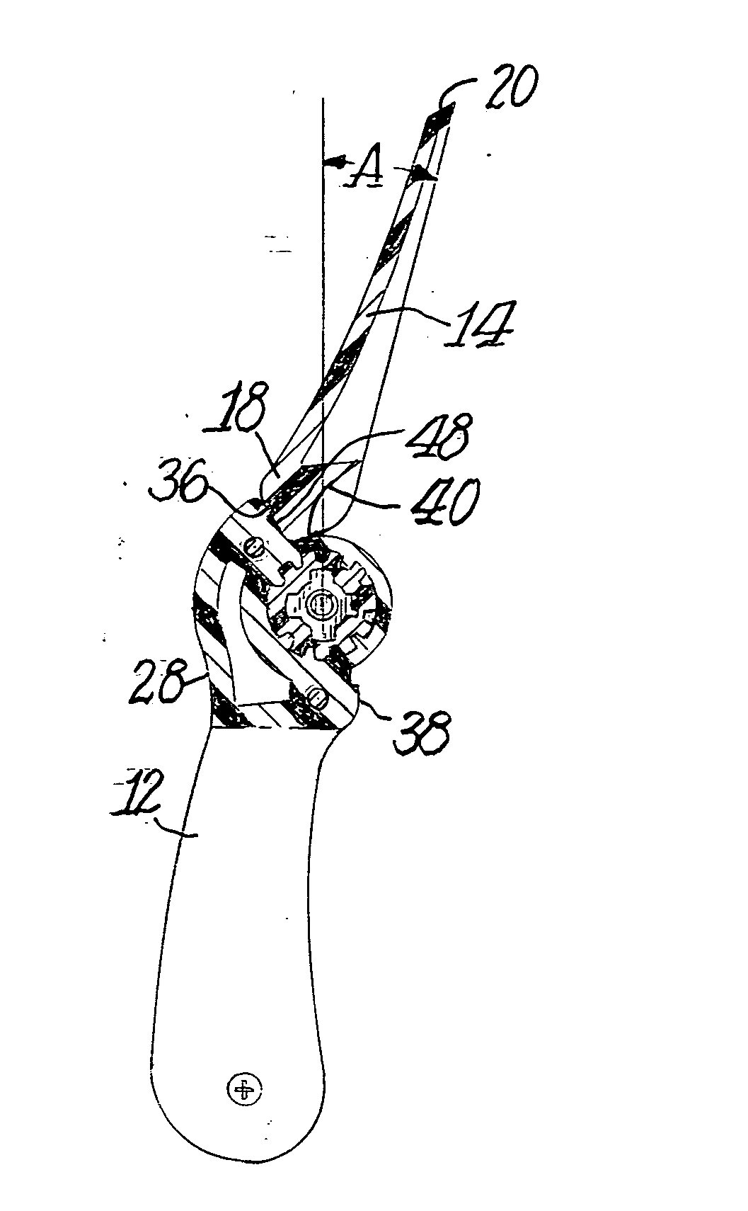 Foldable ice scraper